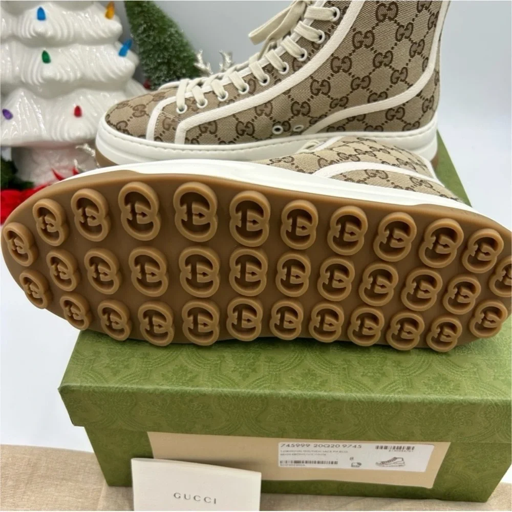 Gucci interlocking G high top sneakers size 8, made in Italy